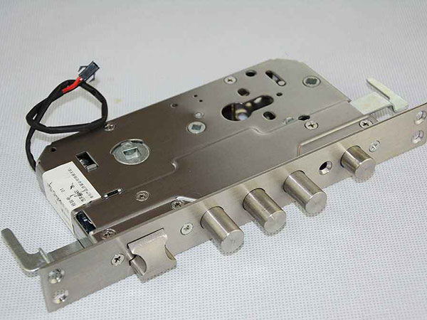 右江24小时上门开锁公司